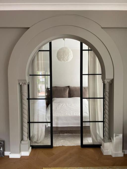 בוקרשט Stunning 1Bd Flat With 50M2 Terrace In The City Center מראה חיצוני תמונה